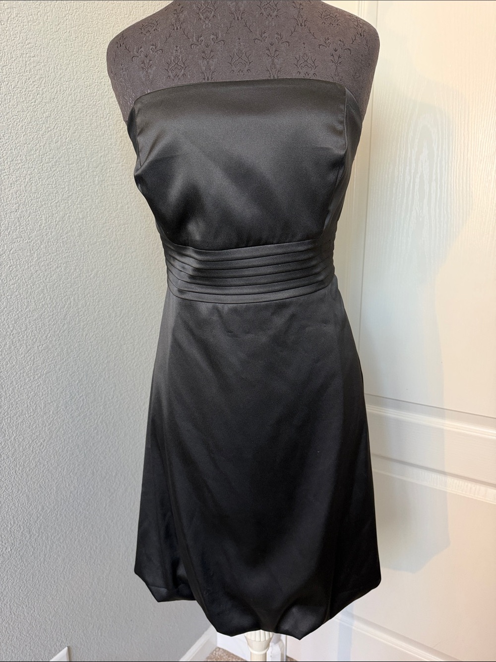 White House Black Market Black Strapless Pleated-Waist Cocktail Dress Size 14